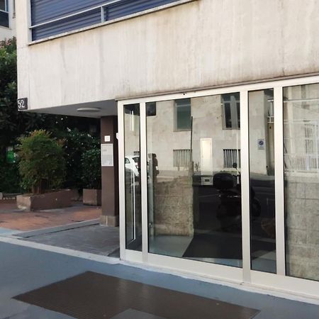 Apartment In Brera-Fatebenefratelli-Porta Nuova-Milano Luaran gambar