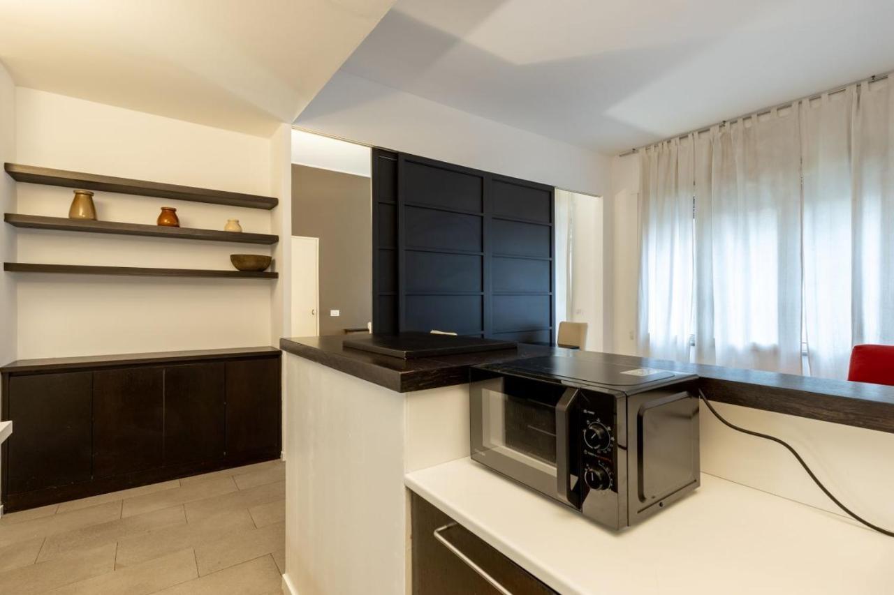 Apartment In Brera-Fatebenefratelli-Porta Nuova-Milano Luaran gambar