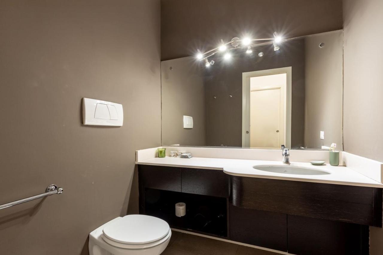 Apartment In Brera-Fatebenefratelli-Porta Nuova-Milano Luaran gambar